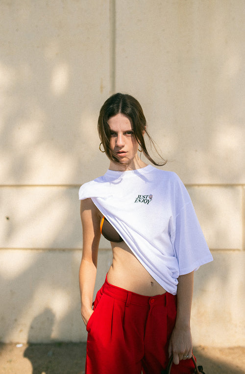 Camiseta Just Enjoy White