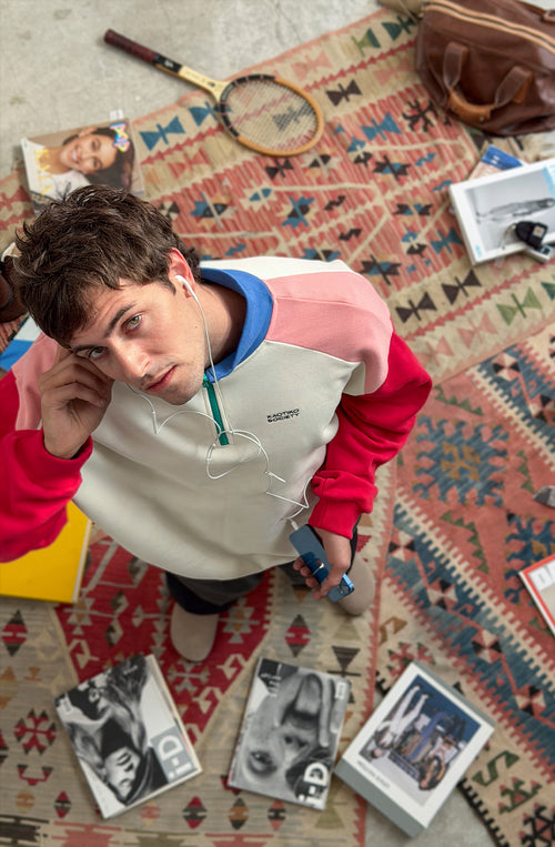 Air Breeze Sweatshirt Ivory / Blue / Pink / Red