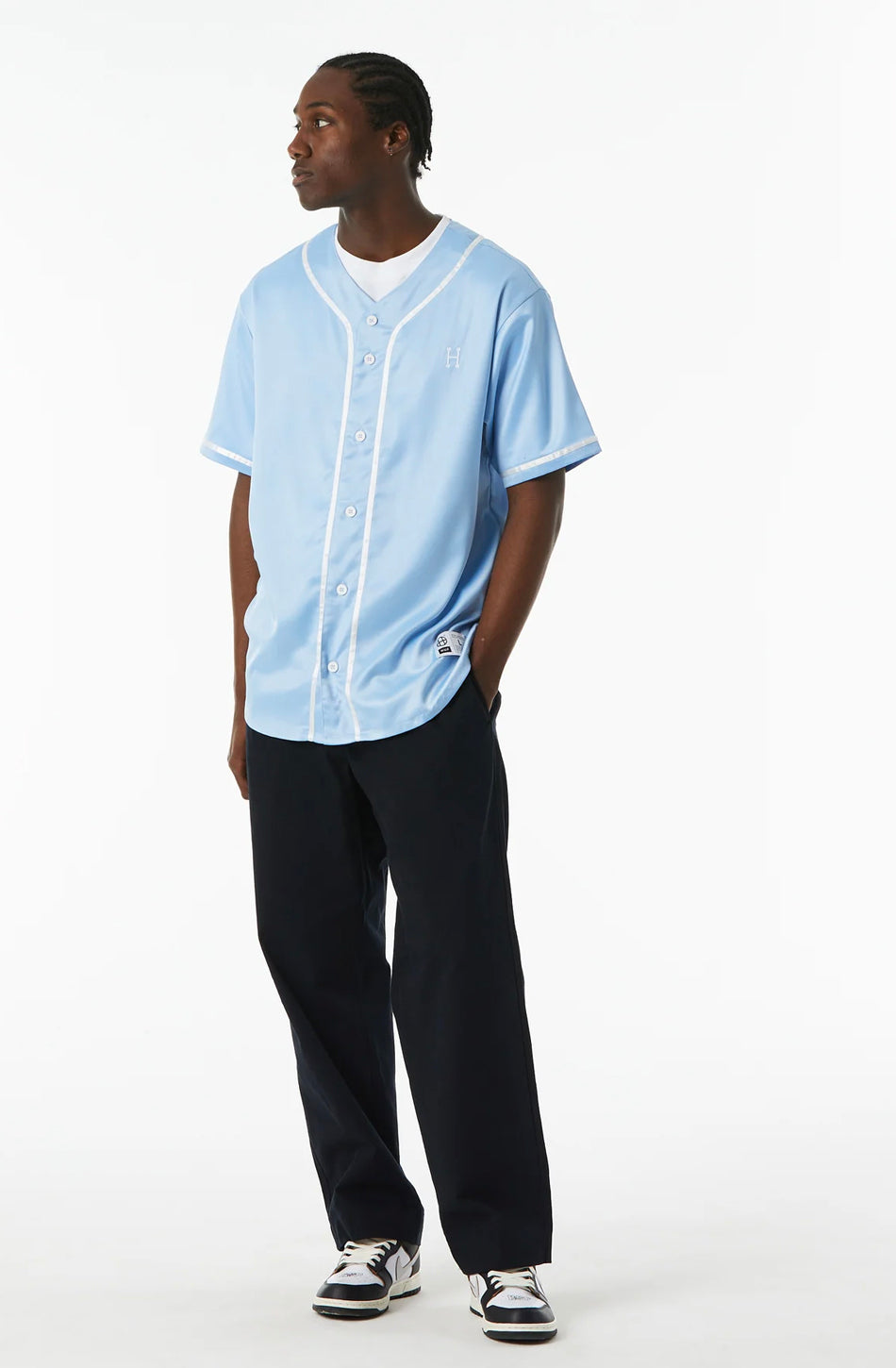 Camiseta HUF Community Baseball Sky