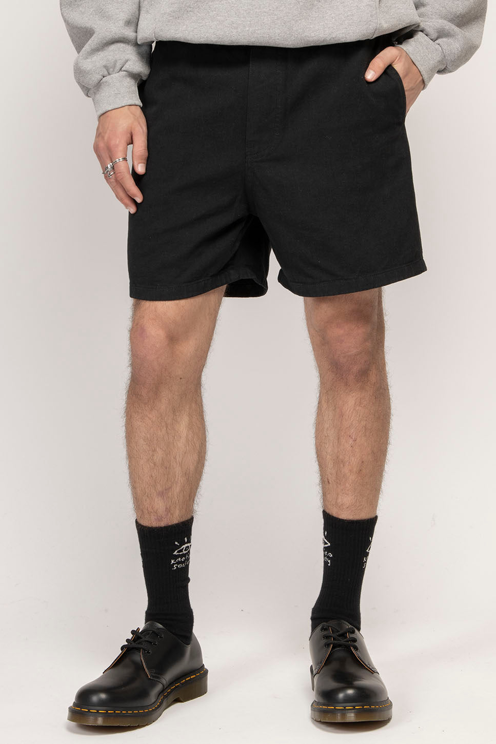 Short Carpenter Society Black