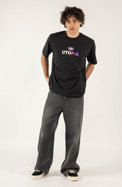 Camiseta Utopia Black