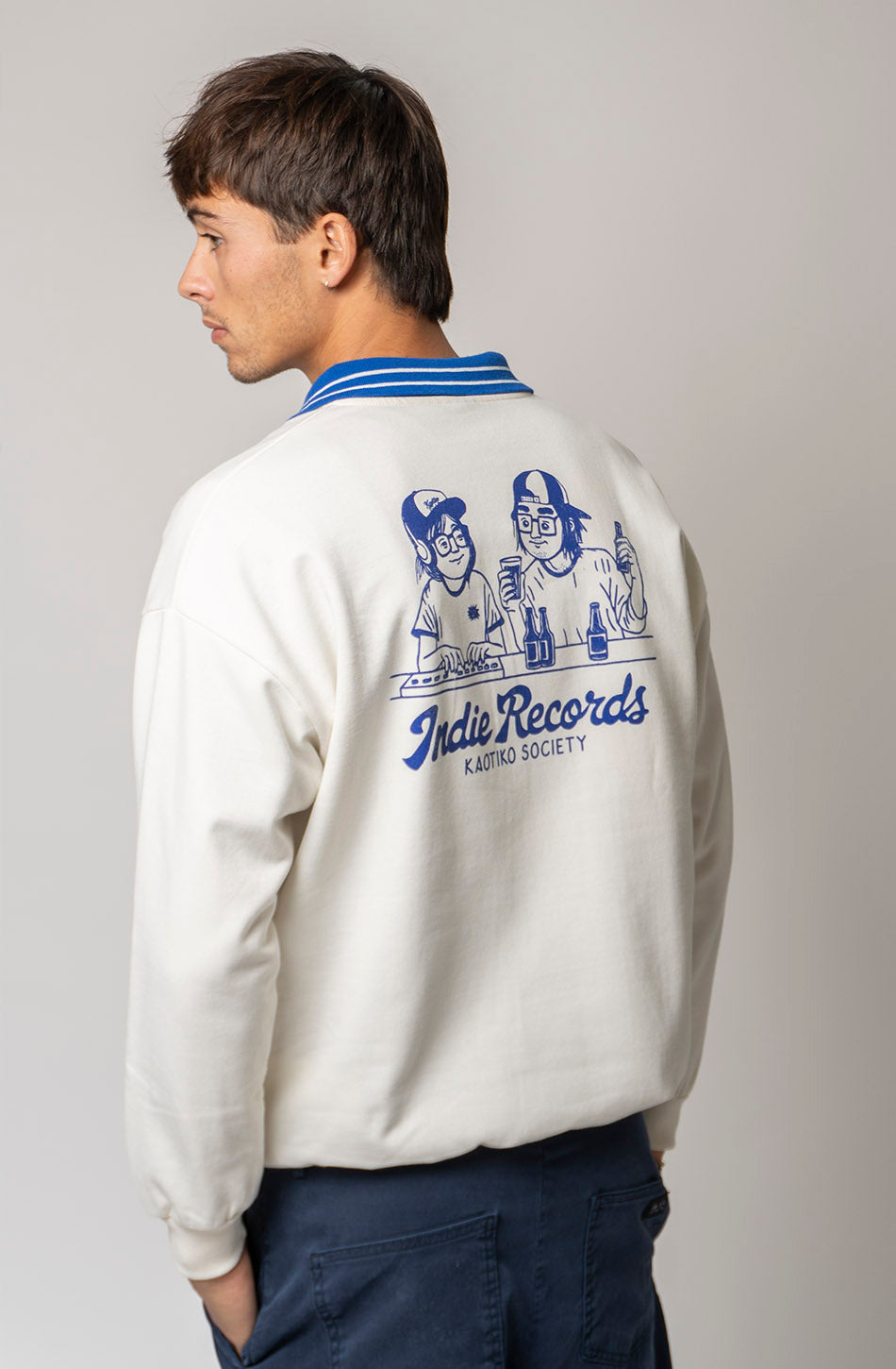 Nutton Indie Couple Ivory/Navy Sweatshirt