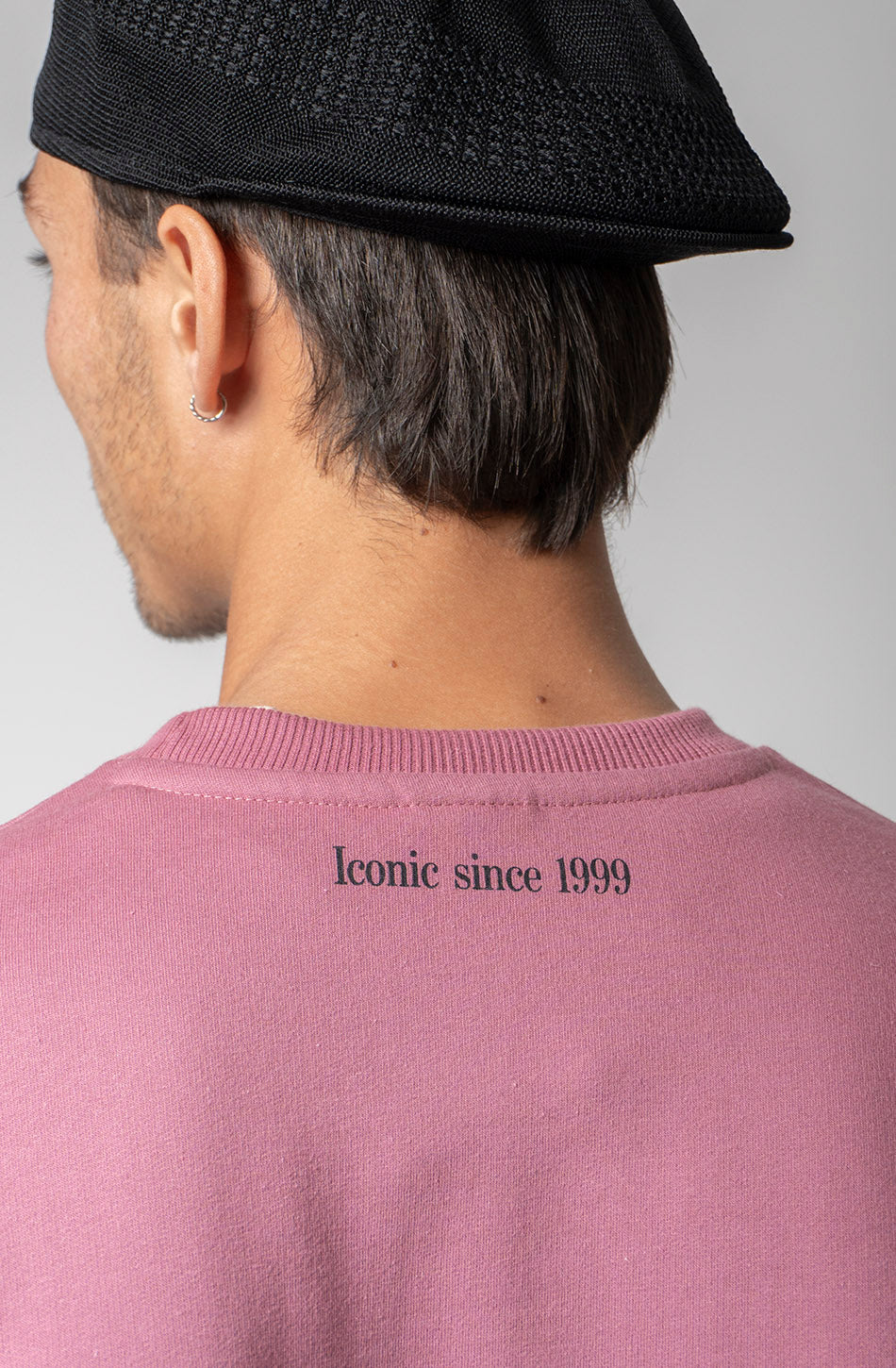 Regular Iconic Cherry Sweatshirt