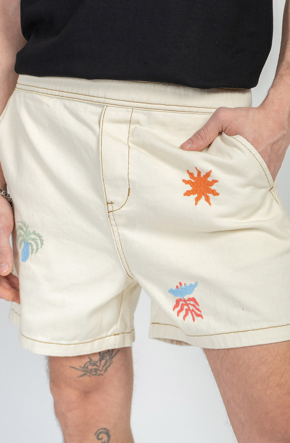 Bermuda Carpenter Paradise Ivory