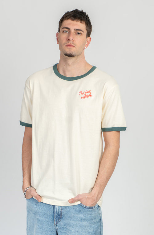 Camiseta But First Cocktails Ivory