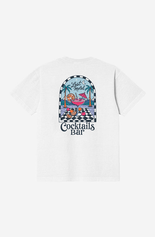 Camiseta blanca unisex con ilustración Lost Motel Cocktails Bar y cóctel tropical Kaotiko BCN