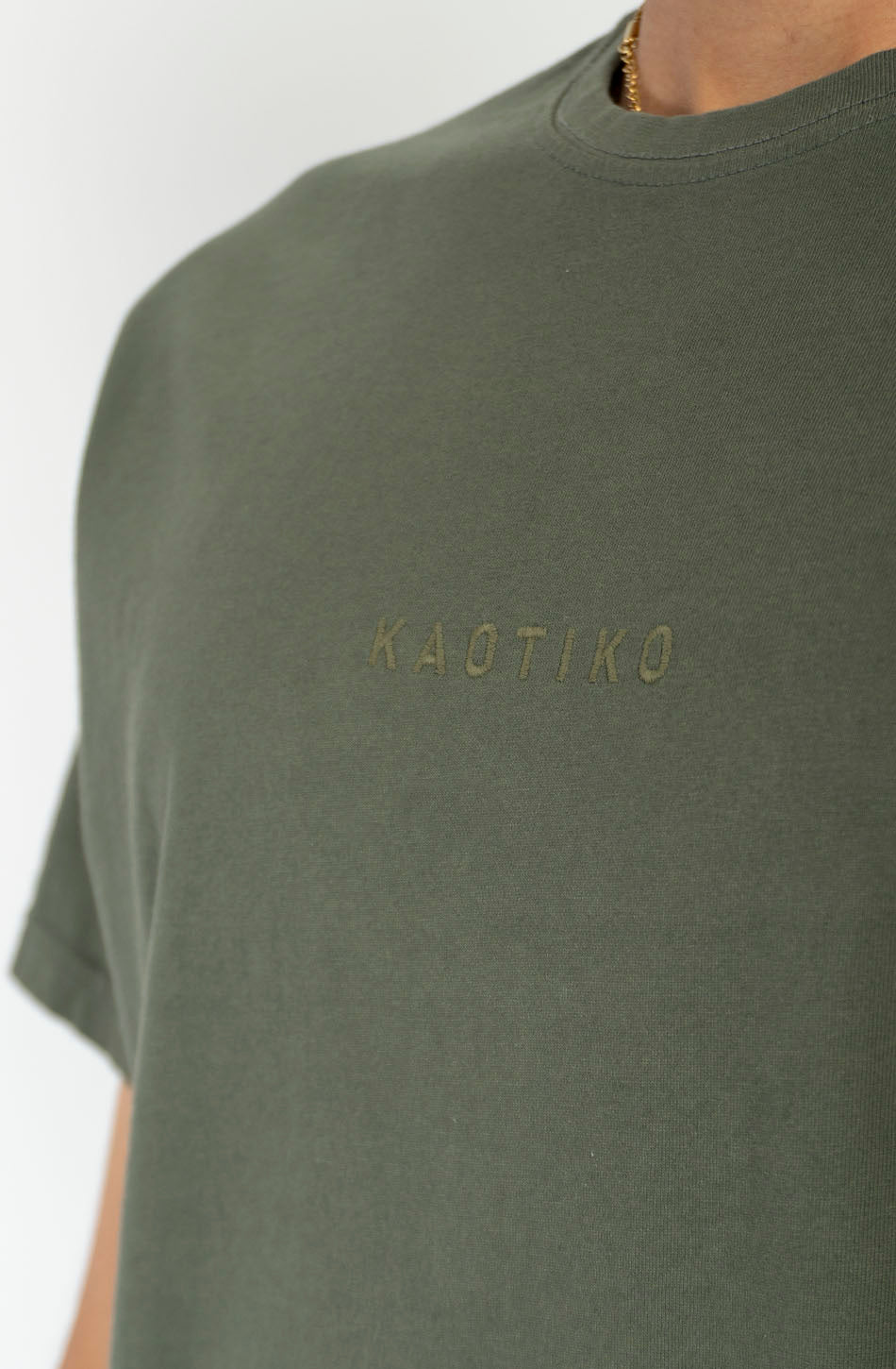 Camiseta Basic Washed Army
