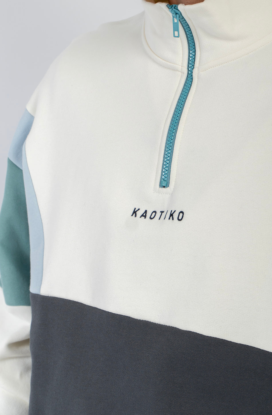 Arthur Ivory Black Niagara Relaxed Fit Sweatshirt
