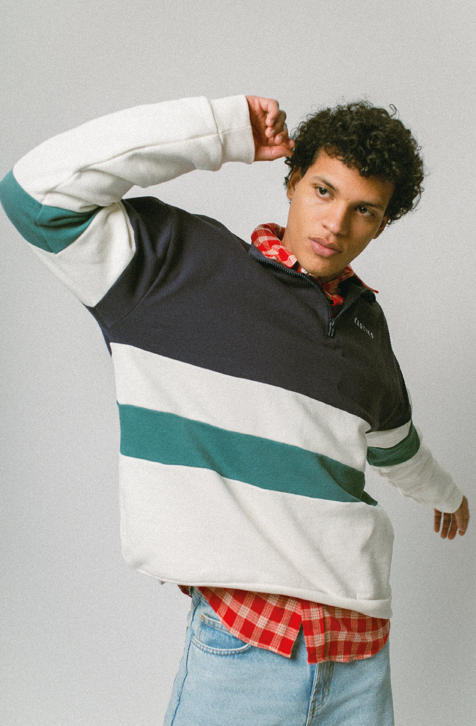 Sudadera Carter Ivory/Navy/Heura