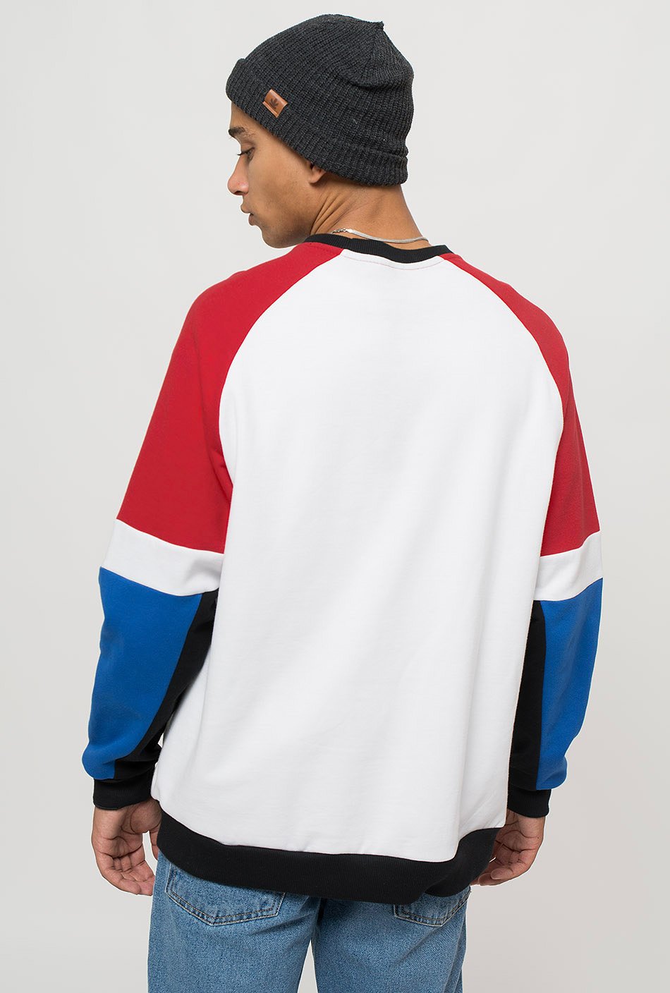 sidney white/red sweatshirt