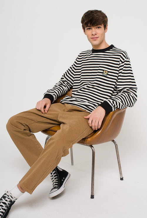 Camiseta Heart Stripes Negro
