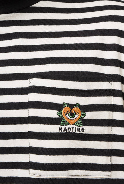 Camiseta Heart Stripes Negro