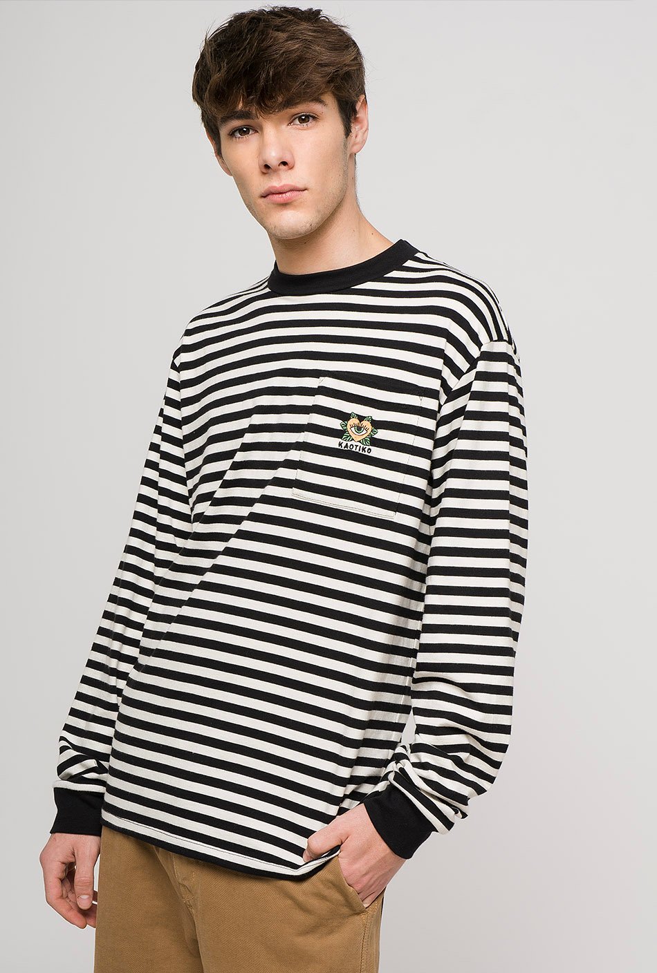 Camiseta Heart Stripes Negro