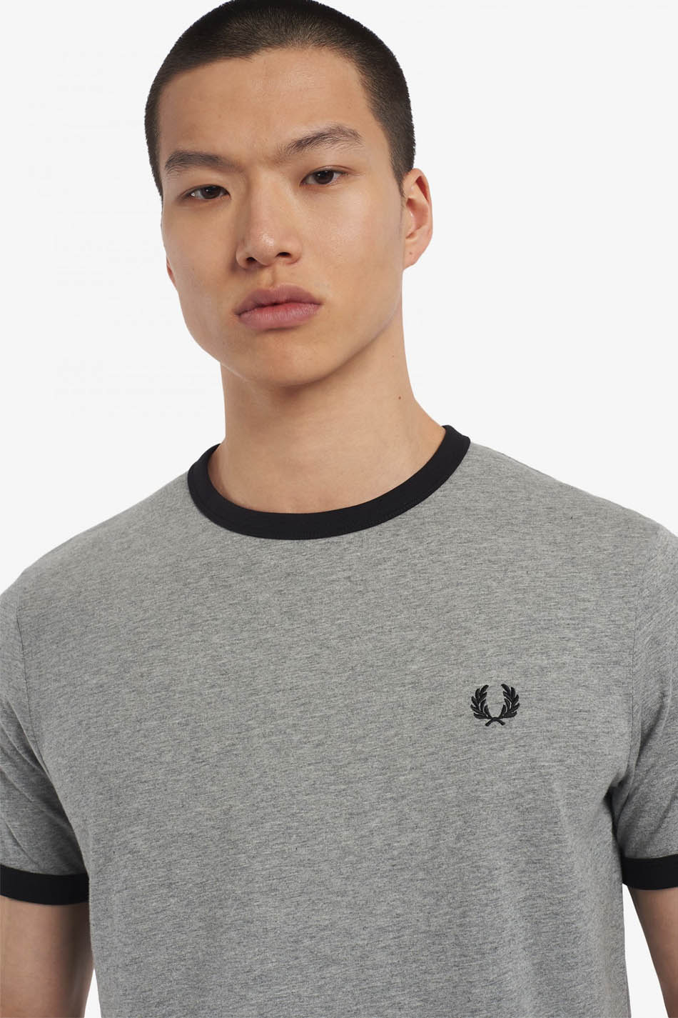 Camiseta Fred Perry Ringer Gris / Negro