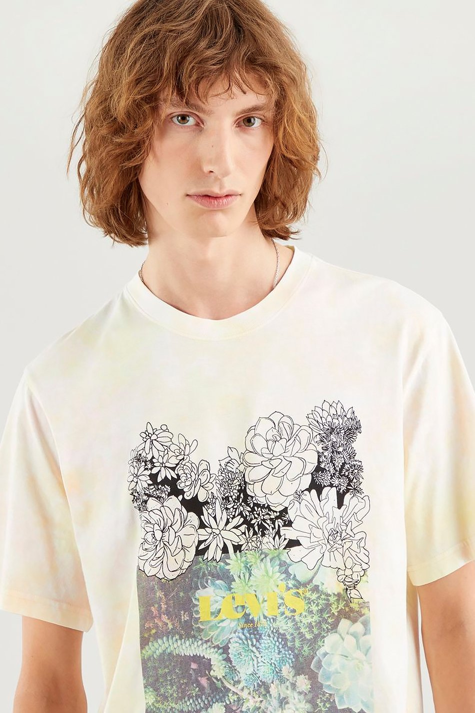 Camiseta Levi's Relaxed Fit Floral