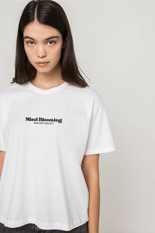 Camiseta Washed Mind Blooming White