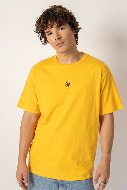 Camiseta Dark Butterfly Yellow