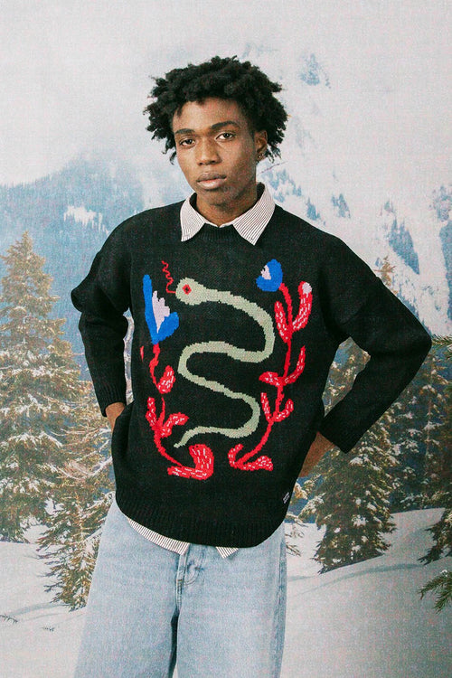 Black Flowers Snake Jumper