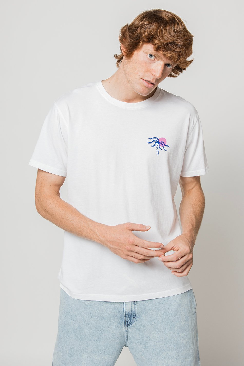 Camiseta Washed Serving Good White